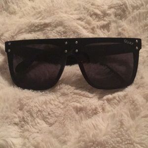 Quay Australia x Kylie - Hidden Hills Sunglasses